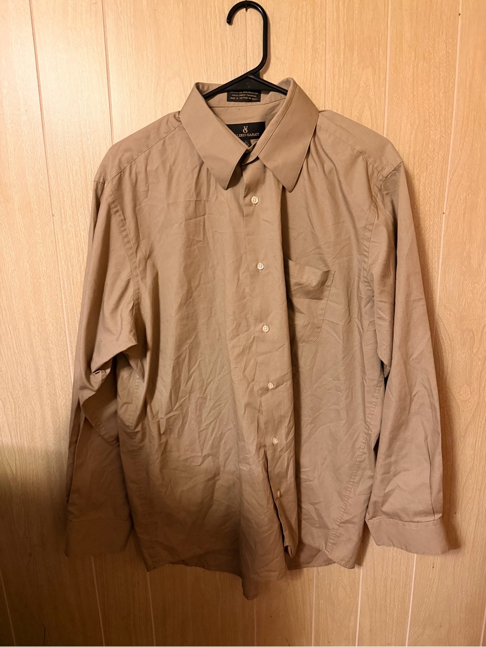 Men's Classic Long-Sleeve Button-Down Shirt in Tan